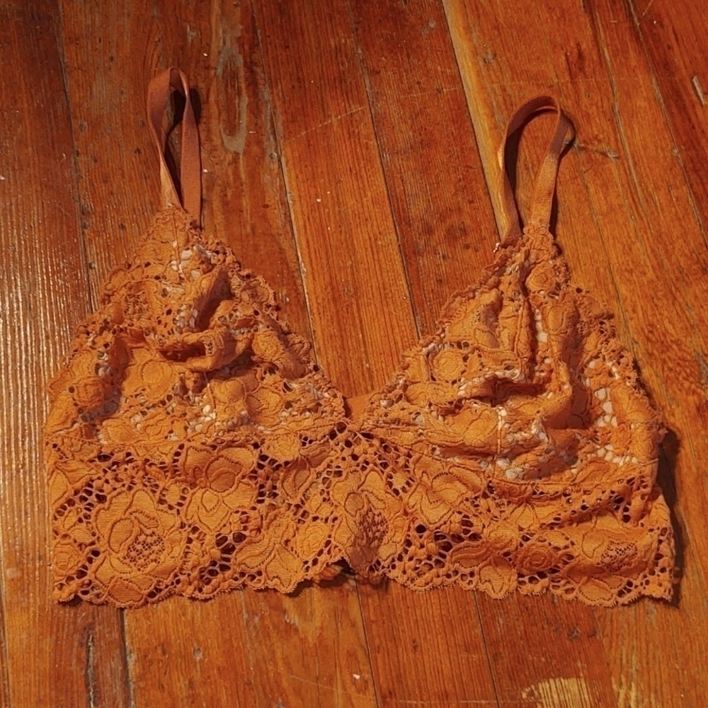 Victoria's Secret Very Sexy Orange Lace Bralette Sz L